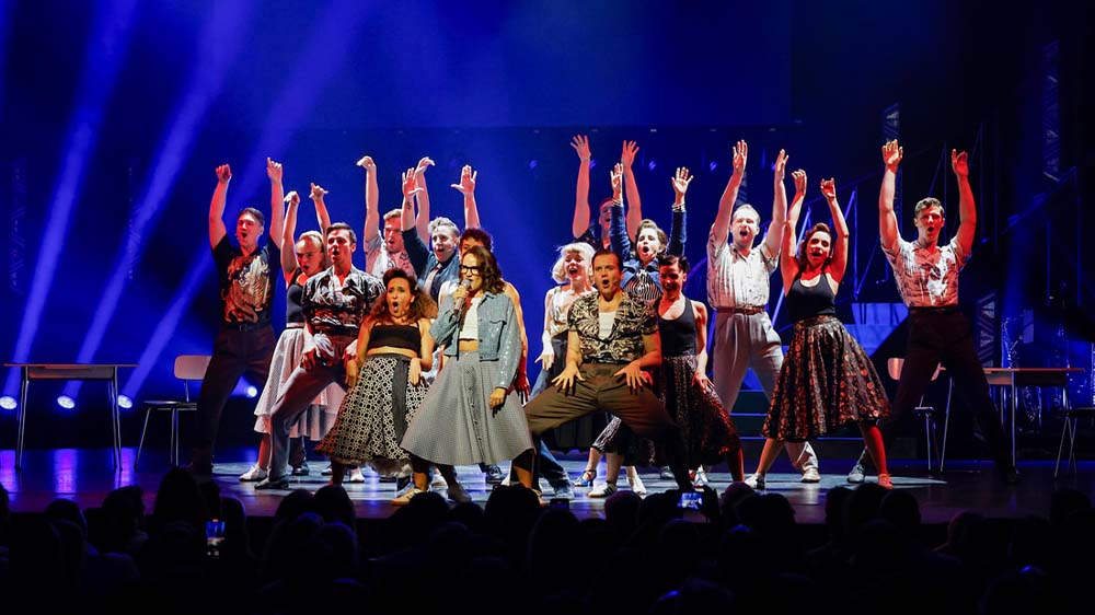 Gute Stimmung auf der Bühne! Der Deutsche Musical Theaterpreis im Theater wird explizit an deutschsprachige Musicals vergeben