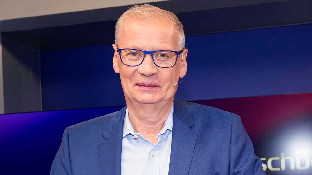 Günther Jauch ist bekannt durch seine Sendung "Wer wird Millionär?"