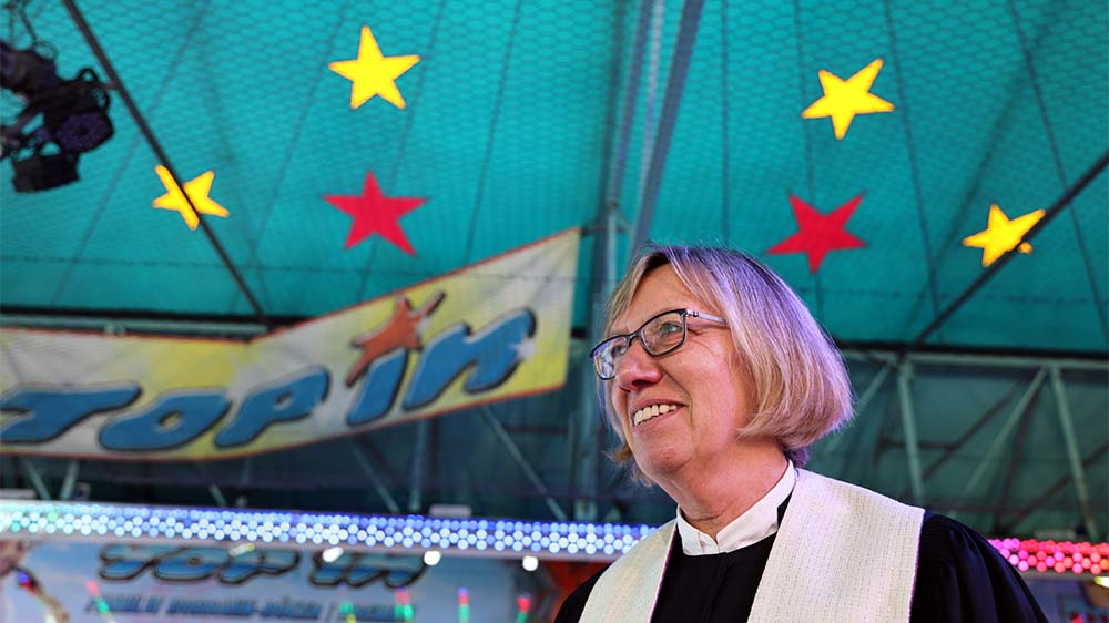 Image - Amen zwischen Riesenrad und Zuckerwatte