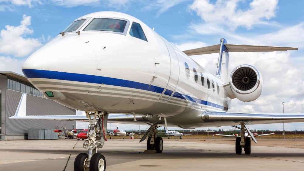 Superreiche nehmen gern mal den Privatjet und belasten damit das KLima