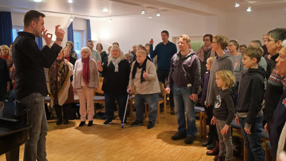 Musik bringt Menschen verschiedener Generationen zusammen.