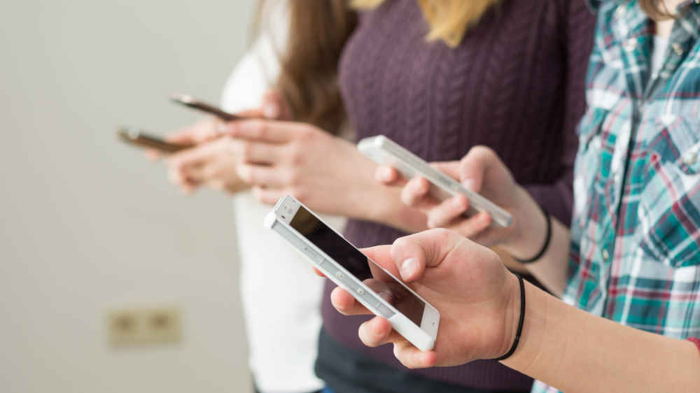 Die JIM-Studie 2024 gibt Aufschlüsse über das digital Verhalten von Jugendlichen