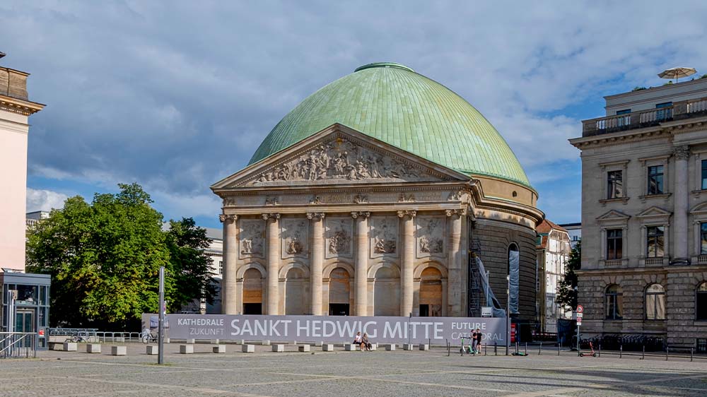 St. Hedwigs-Kathedrale in Berlin: Vor bald fünf Jahren wurde mit den Baumaßnahmen begonnen