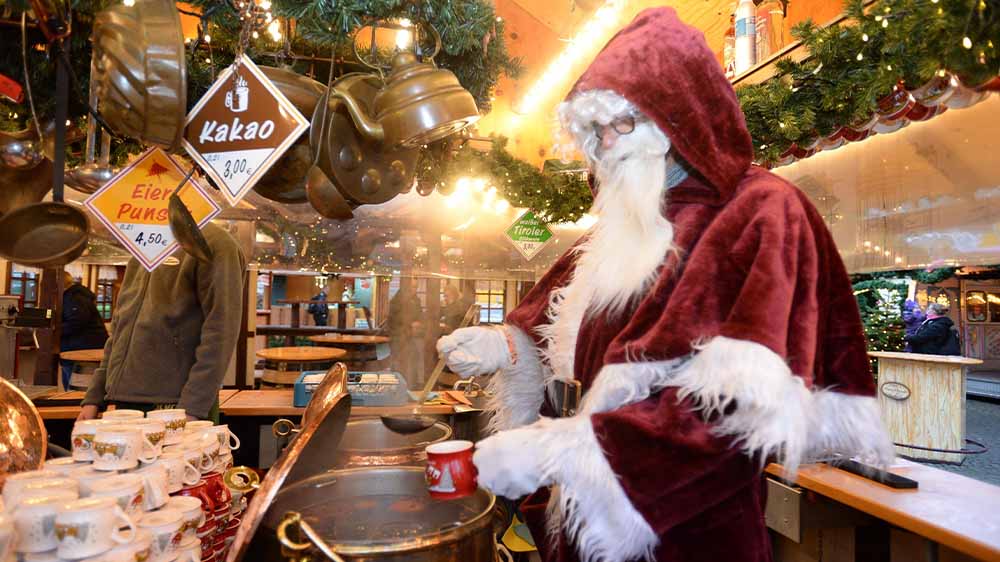 Die Politikerinnen und Politiker werden sich ins Zeug legen. Wer weiß, vielleicht schenkt Scholz im Nikolaus-Kostüm Glühwein aus?