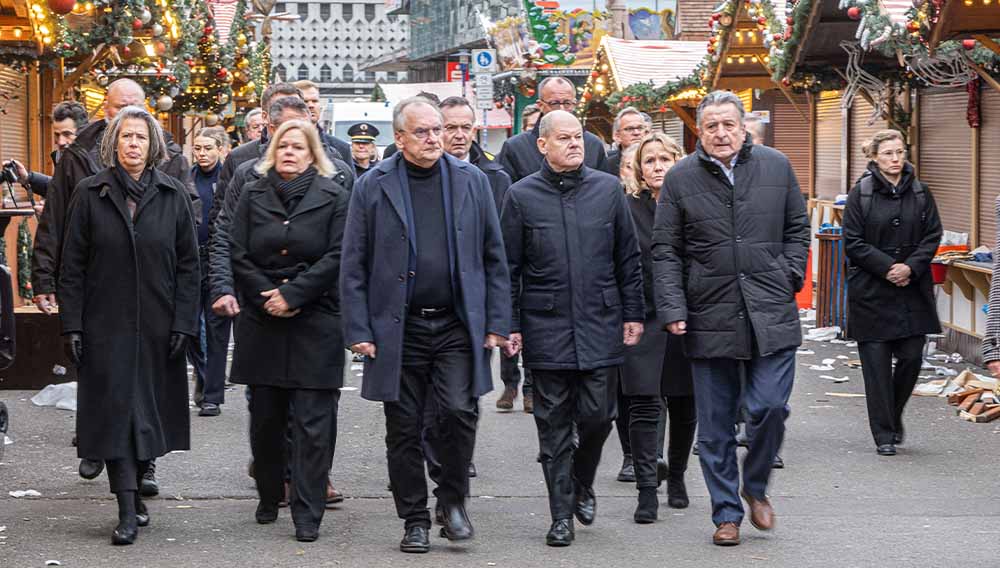 Mehrere Politikerinnen und Politiker besuchen den Tatort: Den Weihnachtsmarkt in Magdeburg