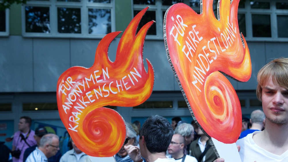 Das Modell des Anonymen Krankenscheins hilft Menschen, die keinen Zugang zu medizinisch nötigen Behandlungen haben (Archivbild von 2011)