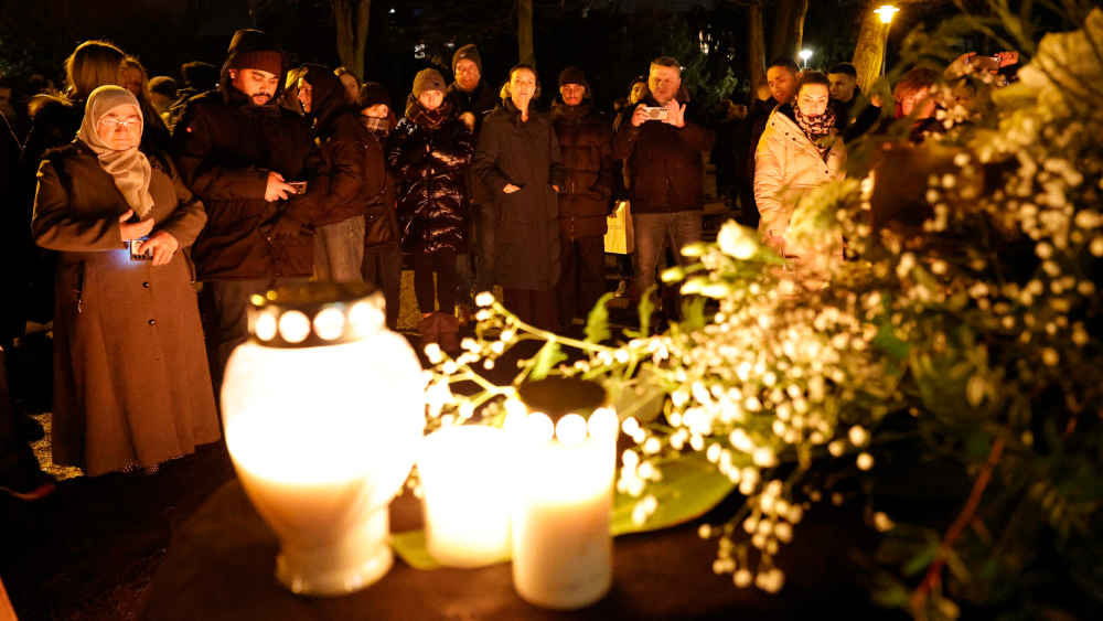 Image - Trauer in Aschaffenburg und weitere Asyldebatte in Berlin