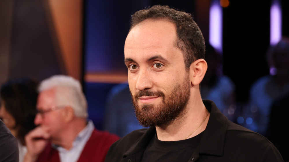 Star-Pianist Igor Levit sieht die Demokratie unter Druck