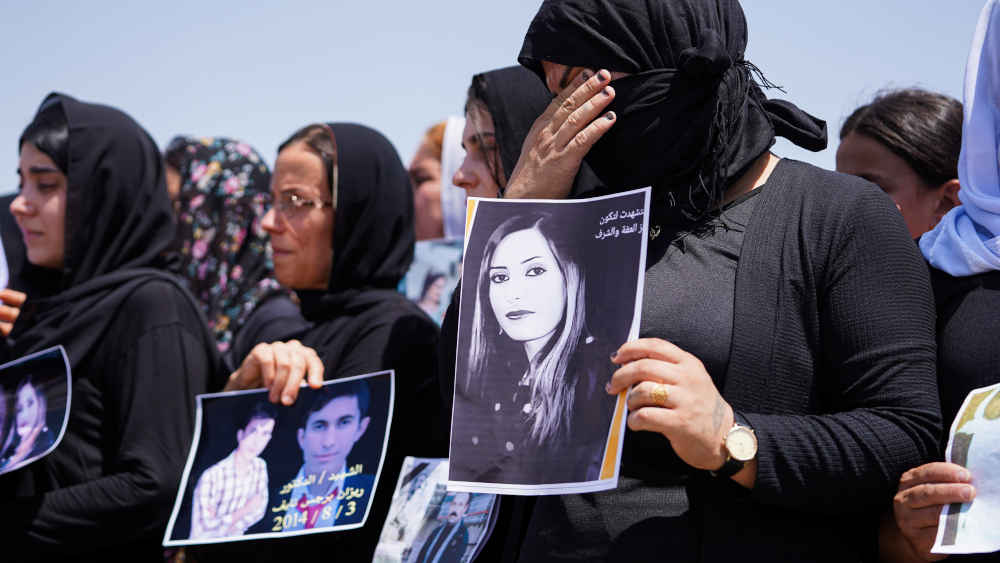 Gedenken an den 10. Jahrestag des Völkermords an den Jesiden in Zakho im Jahr 2024