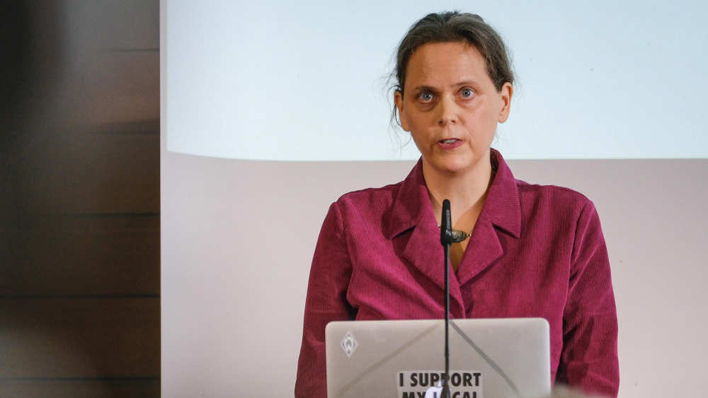 Katharina Kracht ist heute Sprecherin der Betroffenenvertretung im Beteiligungsforum der Evangelischen Kirche in Deutschland (EKD)