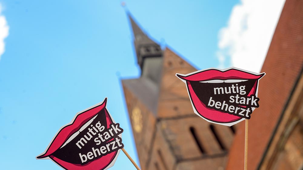Hannover mit seiner Marktkirche ist das Ziel der Rad-Tour zum Kirchentag
