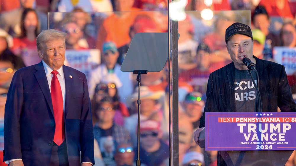 Wer ist hier Chef und wer Zuarbeiter? Donald Trump und Elon Musk bei einem Wahlkampfauftritt