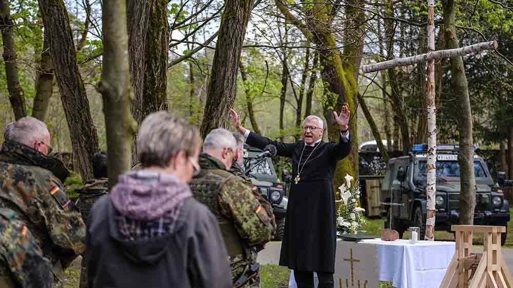 Image - Rüstung: Kirche leitet Zeitenwende ein
