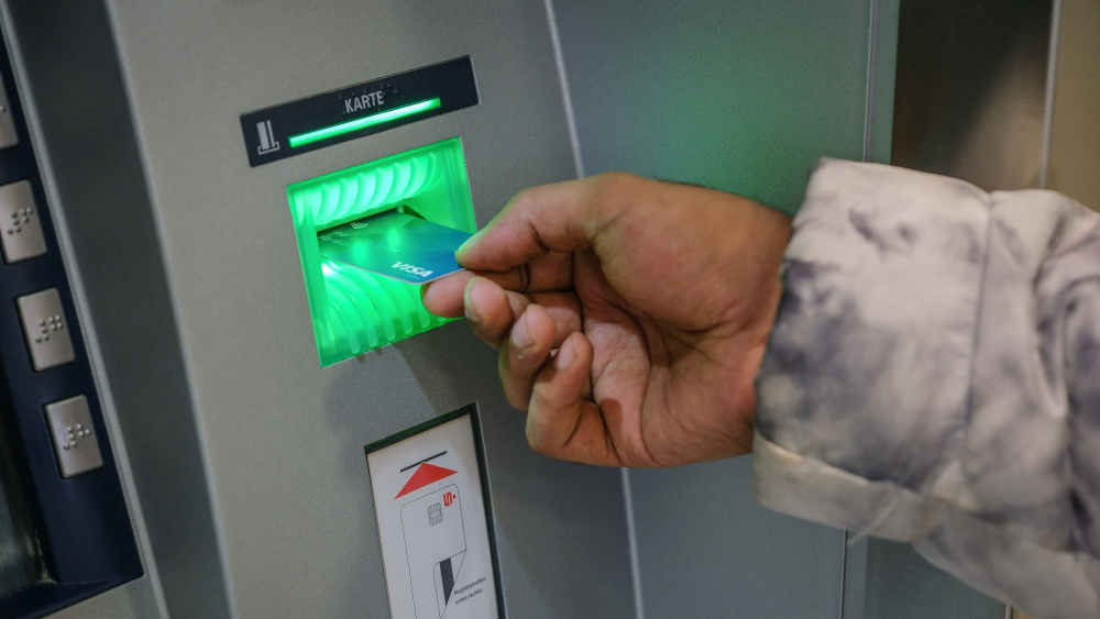 Siamak Sheikhbaglou kann nicht nachvollziehen, wie durch die Bezahlkarte Missbrauch verhindert werden soll