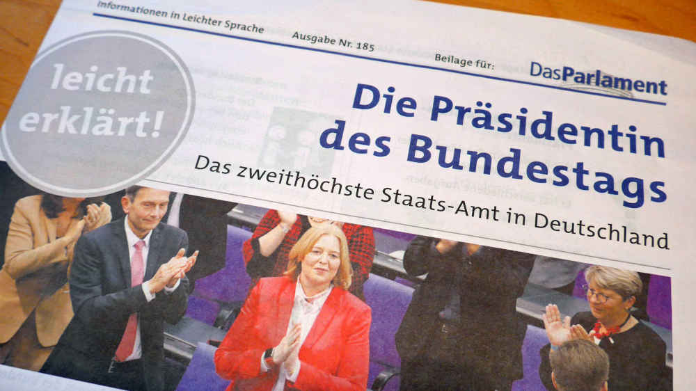 Mittlerweile hat die Politik das Problem vieler Wahlberechtigter mit Leseschwäche erkannt