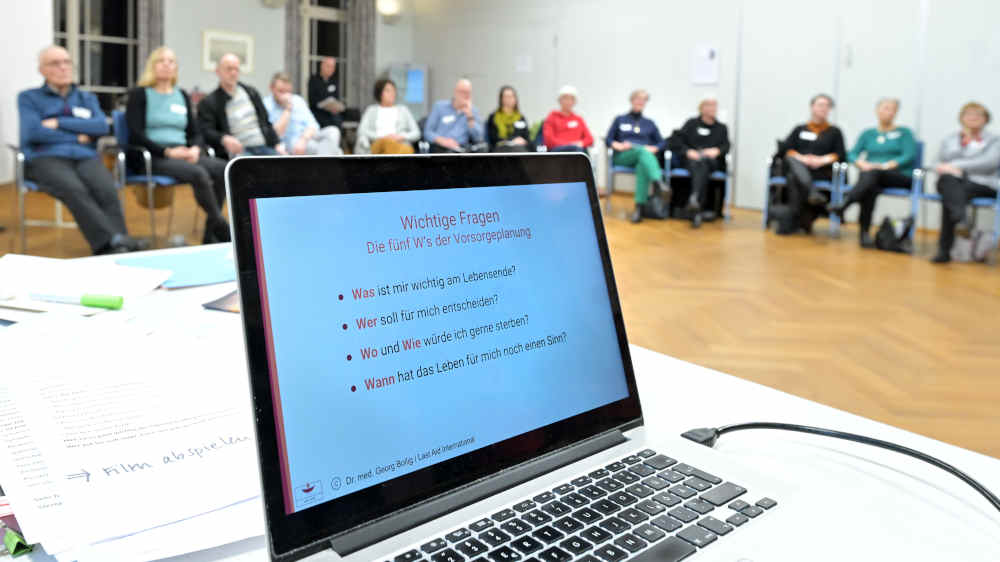 "Letzte-Hilfe-Kurs" im Mutterhaus der Diakonissen in Speyer