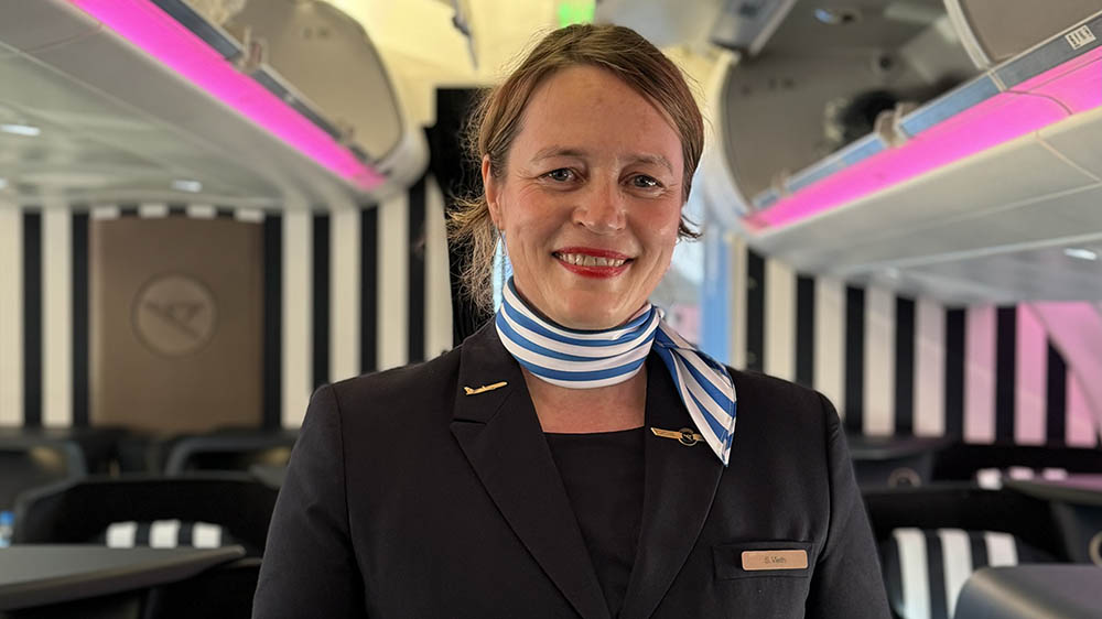 Sylvia Vieth ist Flugbegleiterin und studiert Theologie in Frankfurt