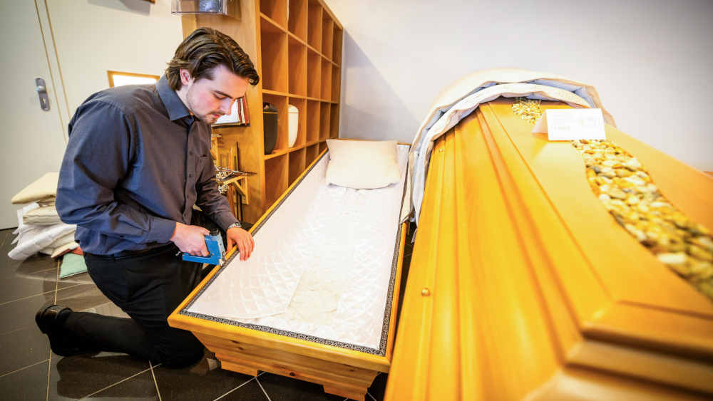 Rund 200 Menschen in ganz Deutschland absolvieren derzeit die Lehre