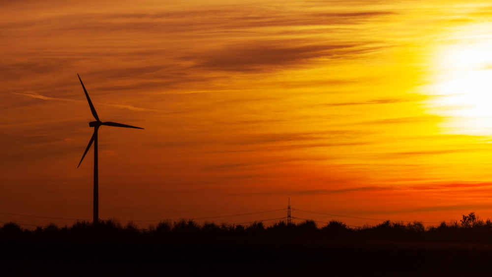 Die Erde könnte sich langfristig noch stärker erhitzen als angenommen (Symbolbild)
