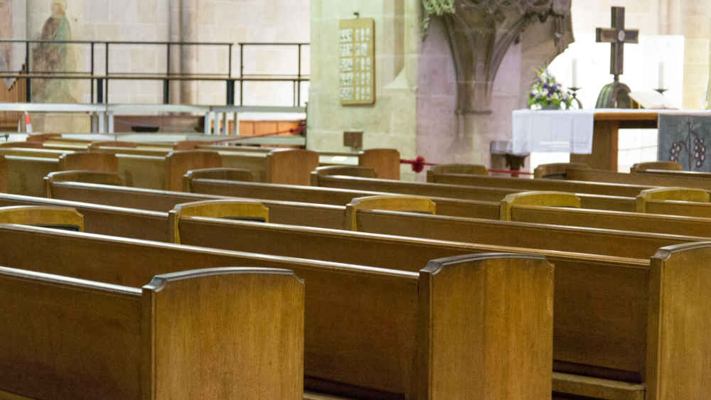 Aktuelle Studie: Spirituelle Langeweile hält Menschen häufig vom Besuch eines Gottesdienstes ab