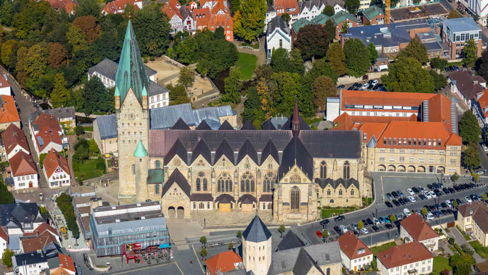 Der Paderborner Dom von oben