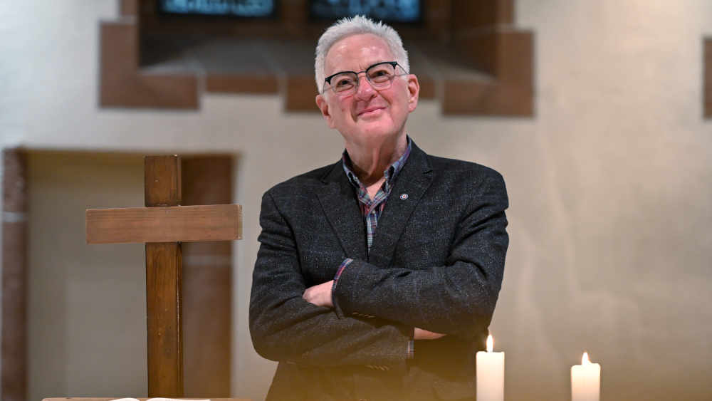 Jeffrey Myers war früher Stadtkirchenpfarrer an der Alten Nikolaikirche in Frankfurt