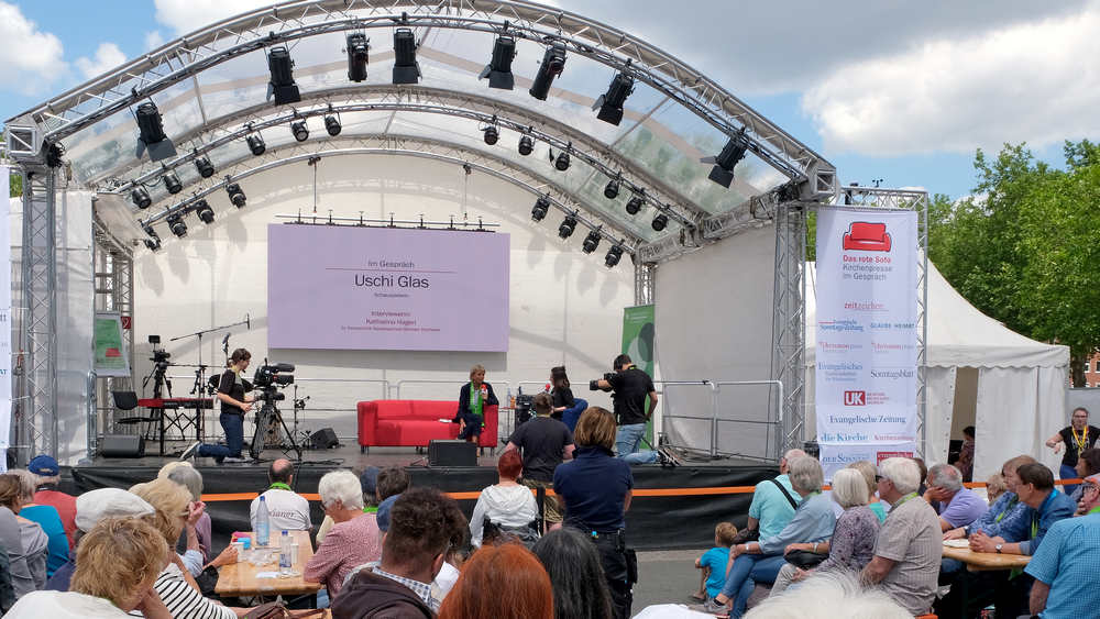 Auch auf dem Kirchentag in Dortmund 2019 gehörte das Rote Sofa zu den Attraktionen