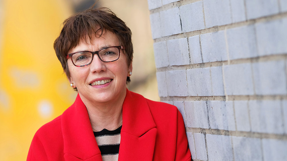 Am Donnerstag, 1. Mai um 17.30 Uhr wird Margot Käßmann auf dem Kirchentag in Hannover auf dem „Roten Sofa“ im Gespräch mit der Kirchenpresse sein