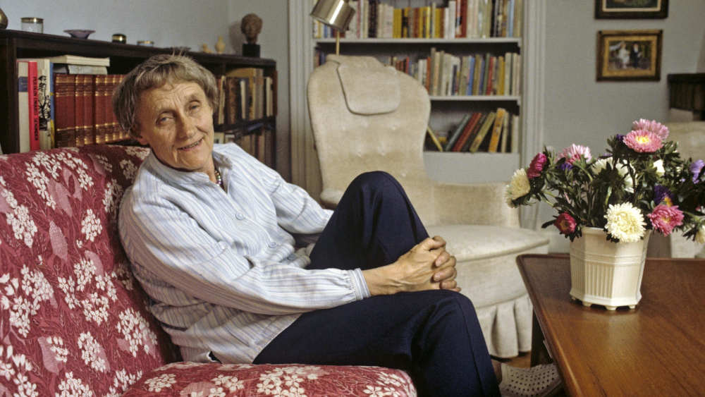 Die schwedische Kinderbuchautorin Astrid Lindgren (Foto von 1983). Vor 80 Jahren ist Astrid Lindgrens Kinderbuch-Klassiker "Pippi Langstrumpf" erschienen.