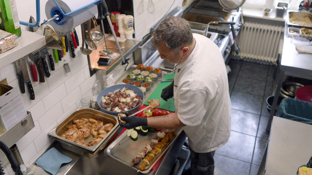 In der Küche des Hotels King David wird koscheres Essen zubereitet