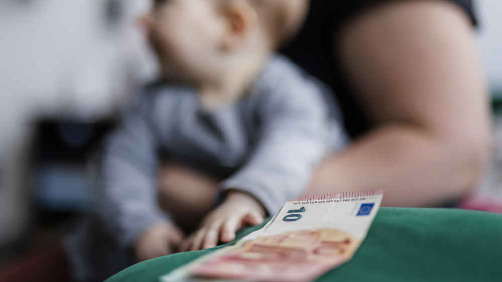 Kinderarmut ist immer auch Familienarmut (Symbolbild)