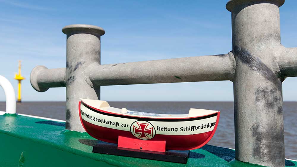 Image - Das Sammelschiffchen – Deutschlands bekannteste Spendenbüchse