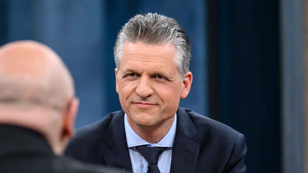 Thorsten Frei (CDU), Chef des Bundeskanzleramtes, beim Polit-Talk Carmen Miosga