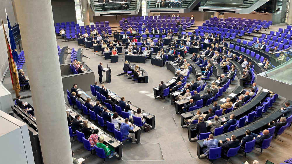 Der Bundestag hat der Aussetzung des Familiennachzugs für subsidiär Schutzberechtigte zugestimmt
