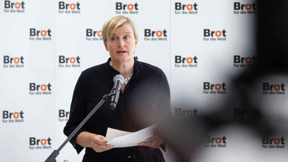 „Brot für die Welt“-Präsidentin Dagmar Pruin kritisiert die Bundesregierung wegen Kürzungen bei der humanitären Hilfe