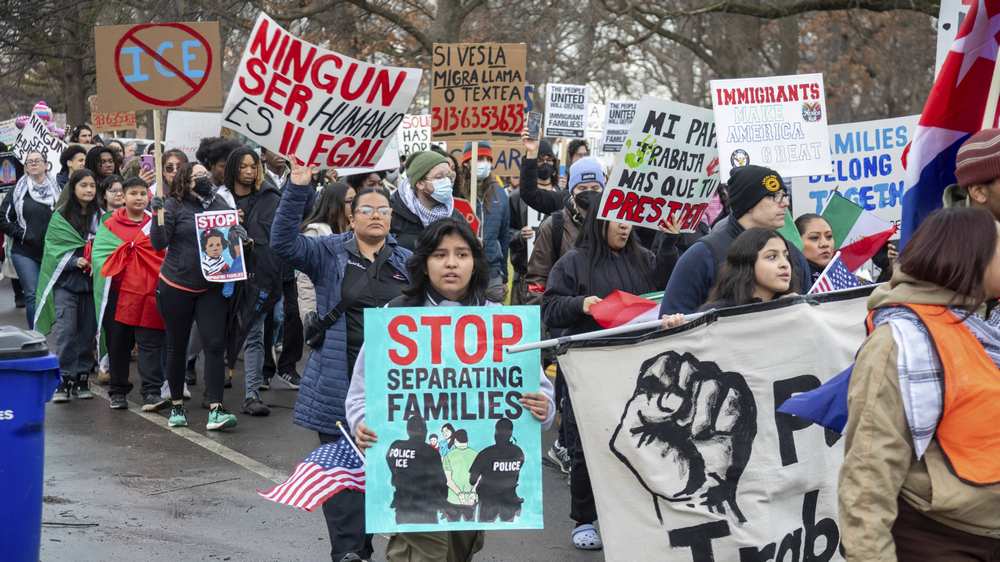 Quer durch die USA, wie hier in Detroit, demonstrieren Hispanics gegen Abschiebungen