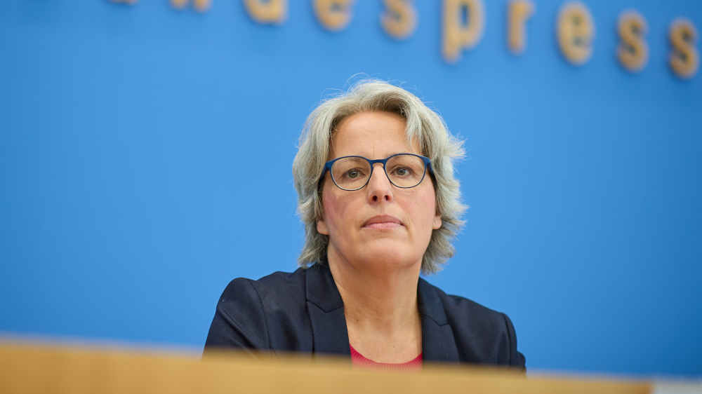 Die unabhängige Missbrauchsbeauftragte Kerstin Claus hält staatliche Verantwortung für unverzichtbar bleibt 