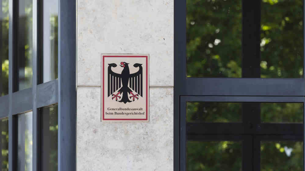 Drei junge Männer sind wegen der Planung eines islamistischen Anschlags angeklagt (Symbolbild)