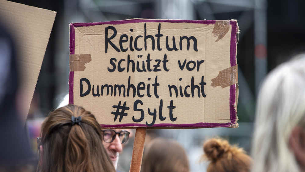 Image - Sylt-Video: Hitlergruß kostet Beteiligten 2.500 Euro