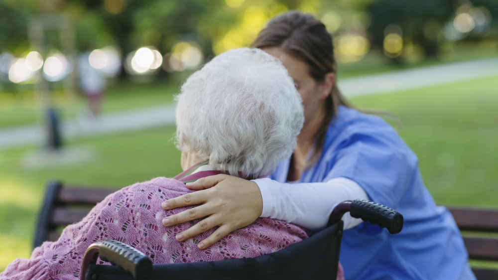 Pflegekräfte verdienen mehr denn je