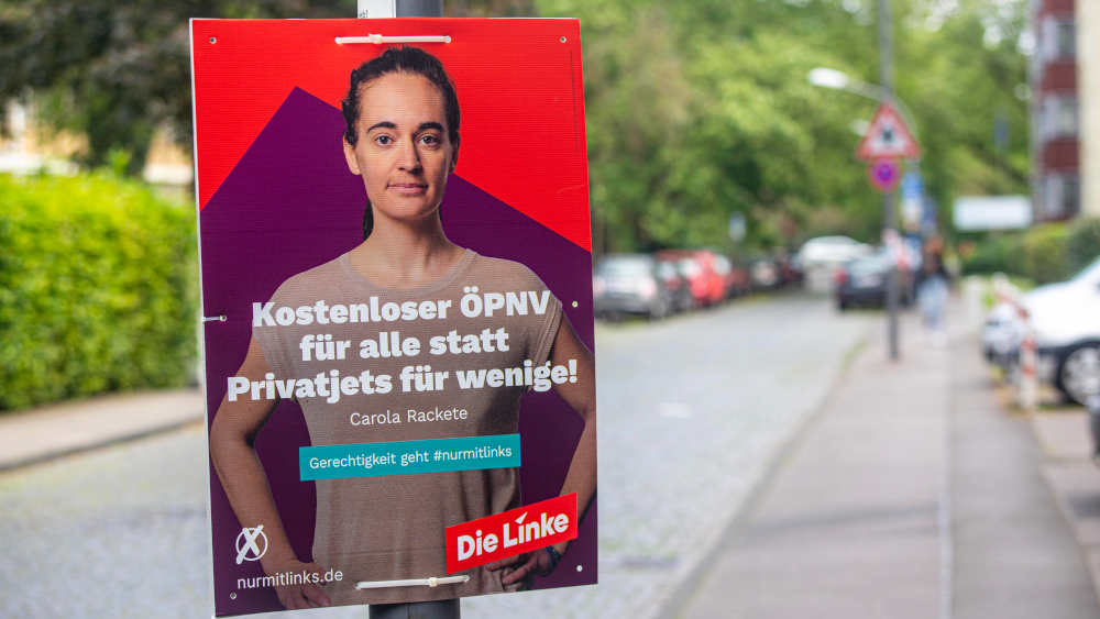 Carola Rackete wurde von der Linken für die Europawahl nominiert und 2024 in das Europäische Parlament gewählt. Nun gibt sie ihr Mandat ab