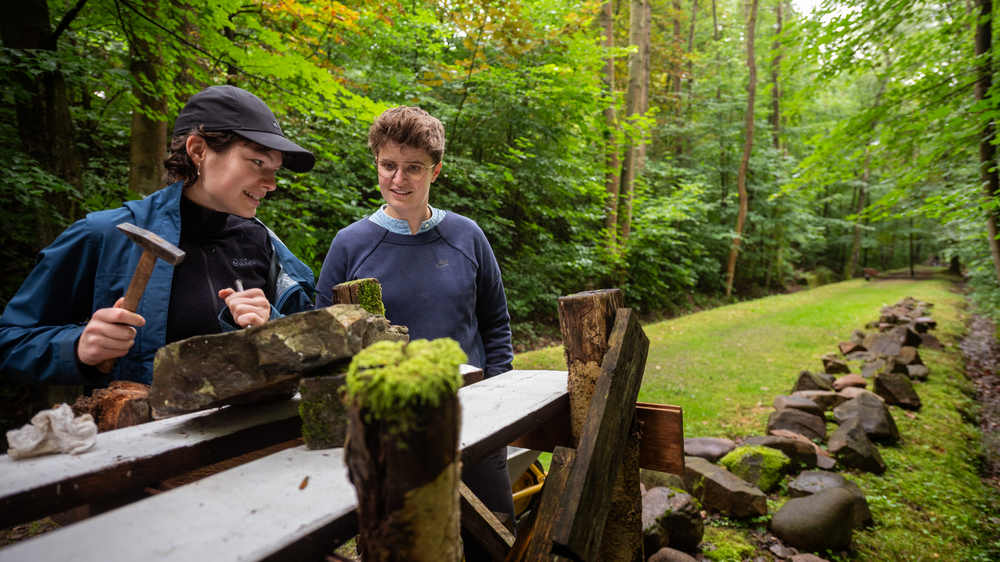 Image - Synodenpräses Heinrich besucht Sommercamp in Buchenwald