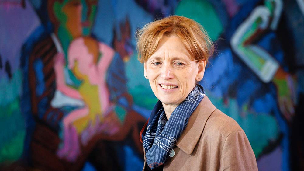 Karin Prien ist Bundesministerin für Bildung, Familie, Senioren, Frauen und Jugend