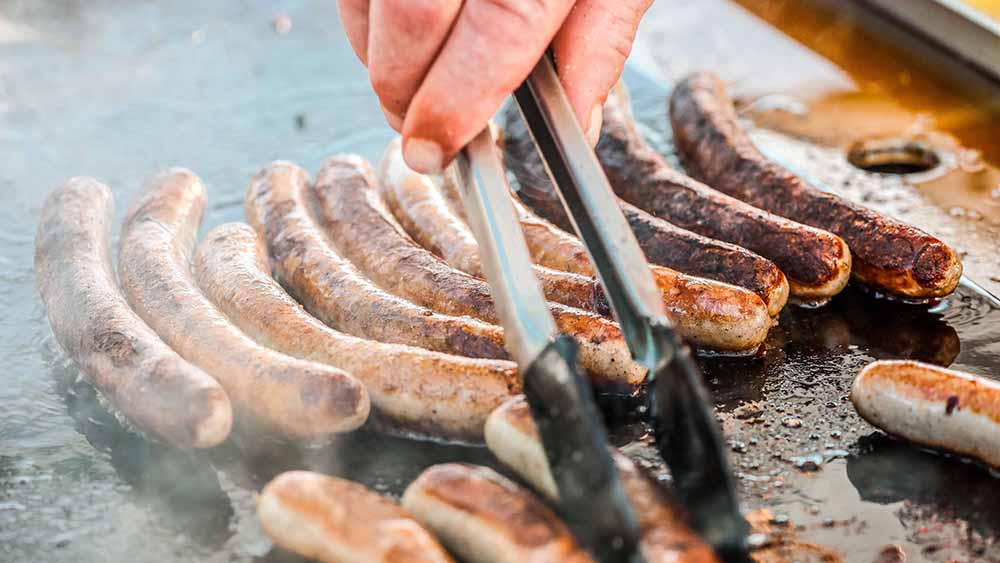 Neue Funde entfachen den Streit um die älteste Grillwurst – sogar zu Luthers Zeiten wurde schon deftig gespeist