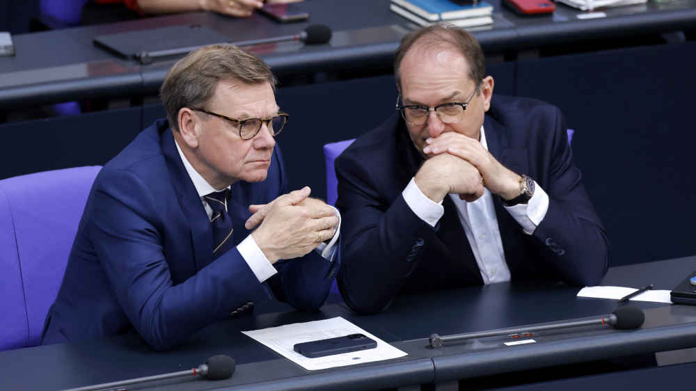 Bundesaußenminister Johann Wadephul (CDU) und Bundesinnenminister Alexander Dobrindt (CSU)