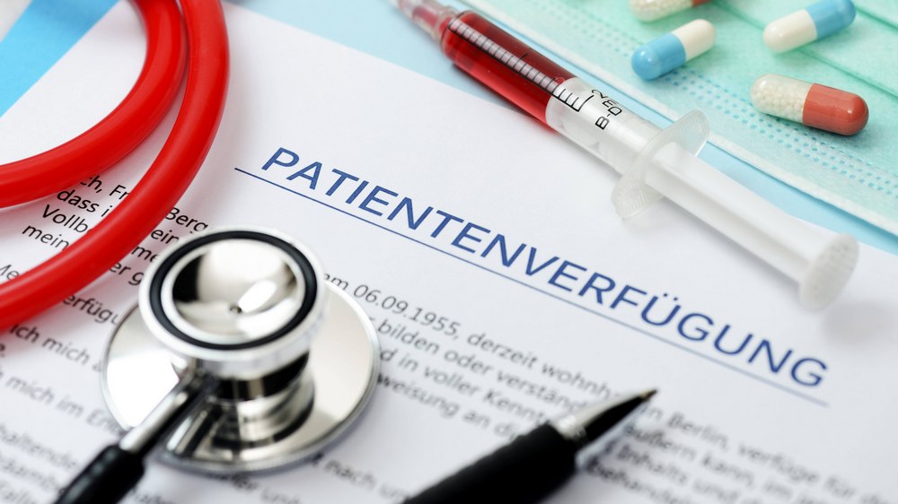 Vor einer Patientenverfügung sollte man sich Gedanken machen