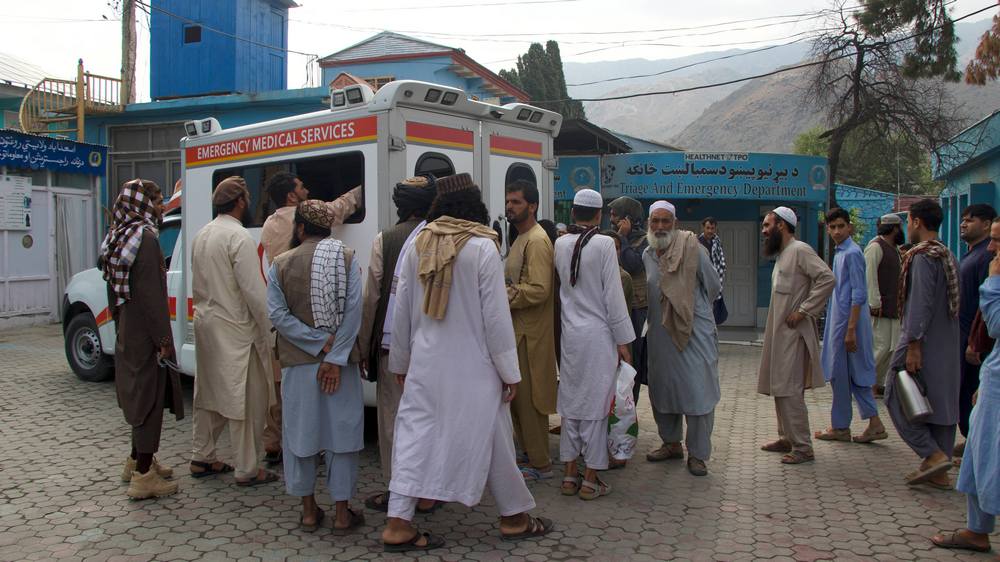 Nach dem Erdbeben in Afghanistan sind Rettungskräfte im Einsatz