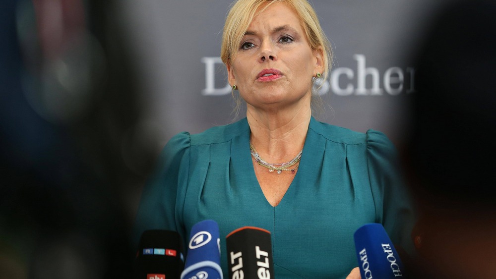 Bundestagspräsidentin Julia Klöckner wehrt sich gegen Bischof Bätzing