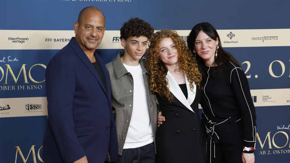Alexa Goodall mit Familie bei der Premiere des Kinofilms Momo im Mathäser Filmpalast