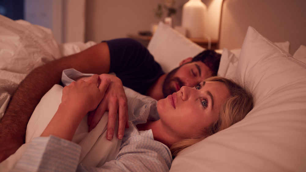 Immer mehr Menschen liegen nachts aufgrund psychisch bedingter Schlafstörungen wach